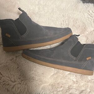 Reef Gray Chukka Boots for Men